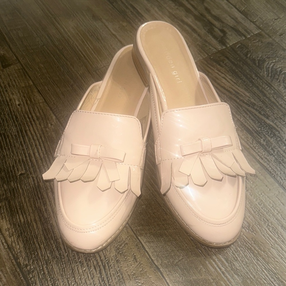 Women's Blush Slip-On Patent Leather Loafers with Fringe Detail